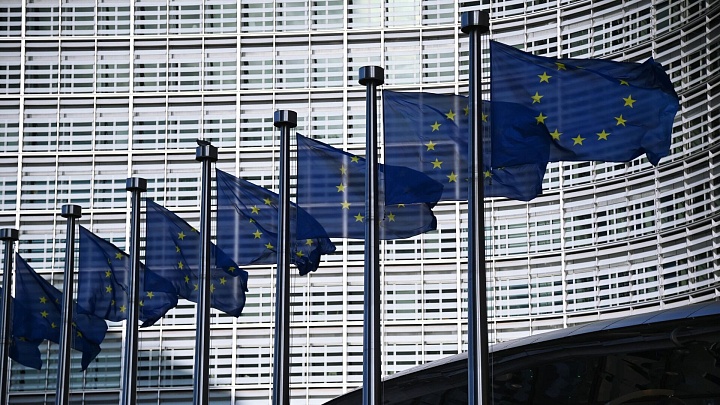 ЕК уверена в законности своего предложения по финансированию Украины