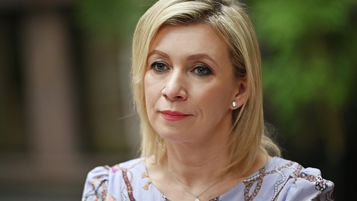 Захарова призвала приглашать в Арктику знаменитостей