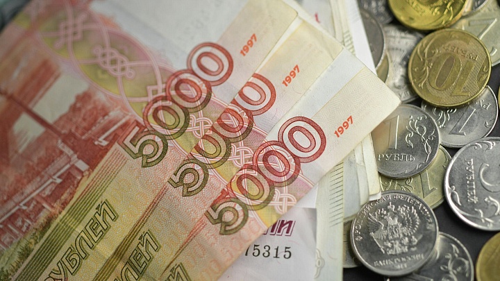 Россияне стали чаще откладывать деньги, сообщил ЦБ