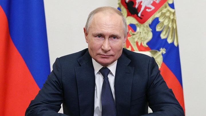 Путин обсудил с Мантуровым нацпроекты по технологическому лидерству